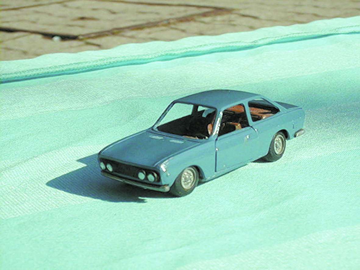 FIAT 124 COUPE' in scala 1:43