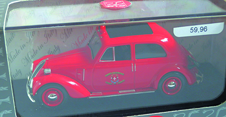 FIAT 1500 1:43 scale