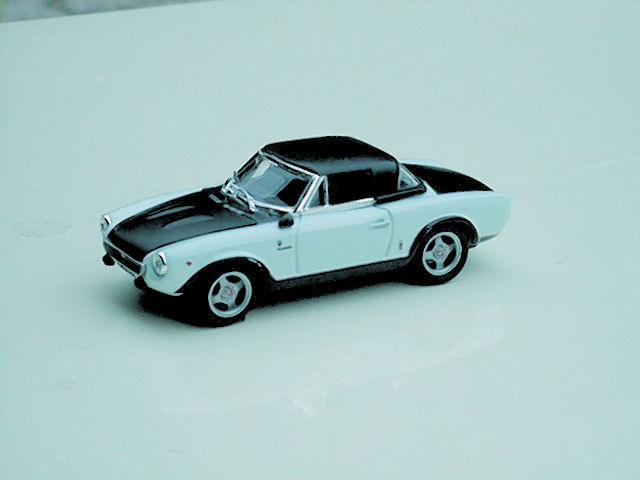 FIAT ABARTH 124 SPIDER 1:43 scale