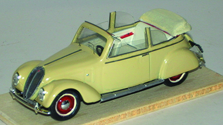 FIAT 1500 1:43 scale