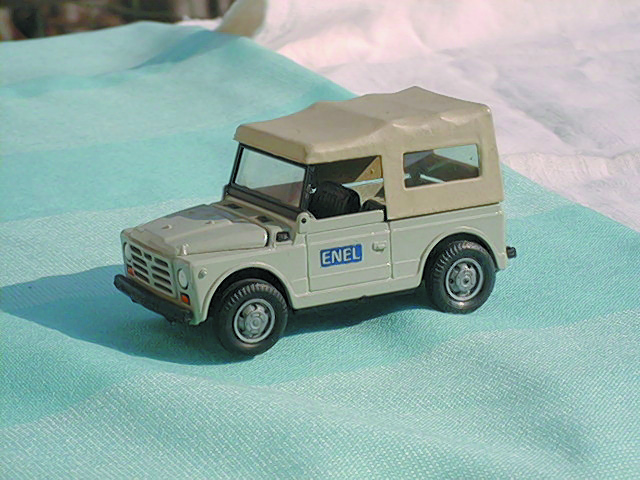 IVECO CAMPAGNOLA 1:43 scale