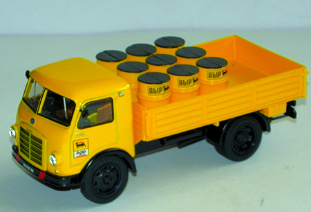 FIAT 682-683 in scala 1:43