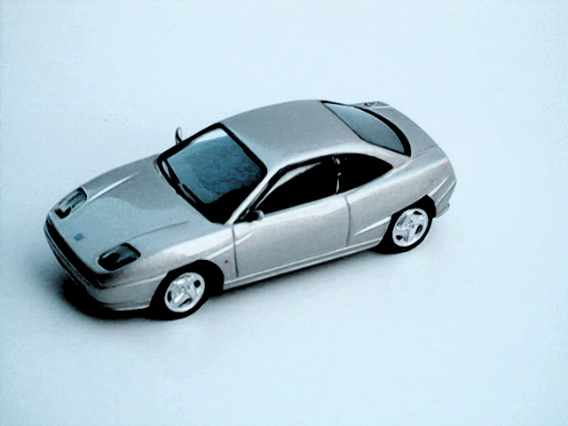 FIAT 2000 in scala 1:43