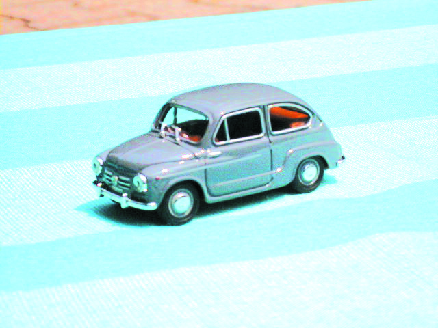 FIAT 600 in scala 1:43