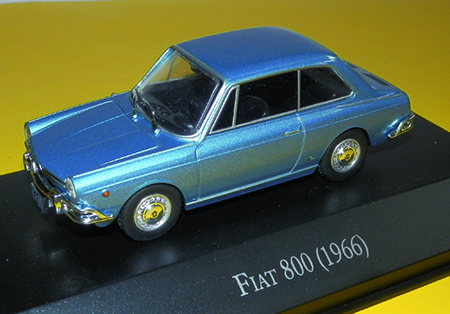FIAT 800 COUPE in scala 1:43