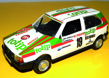 FIAT UNO 1:43 scale