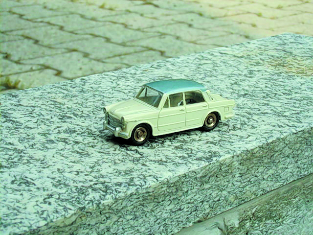 FIAT 1200 in scala 1:43