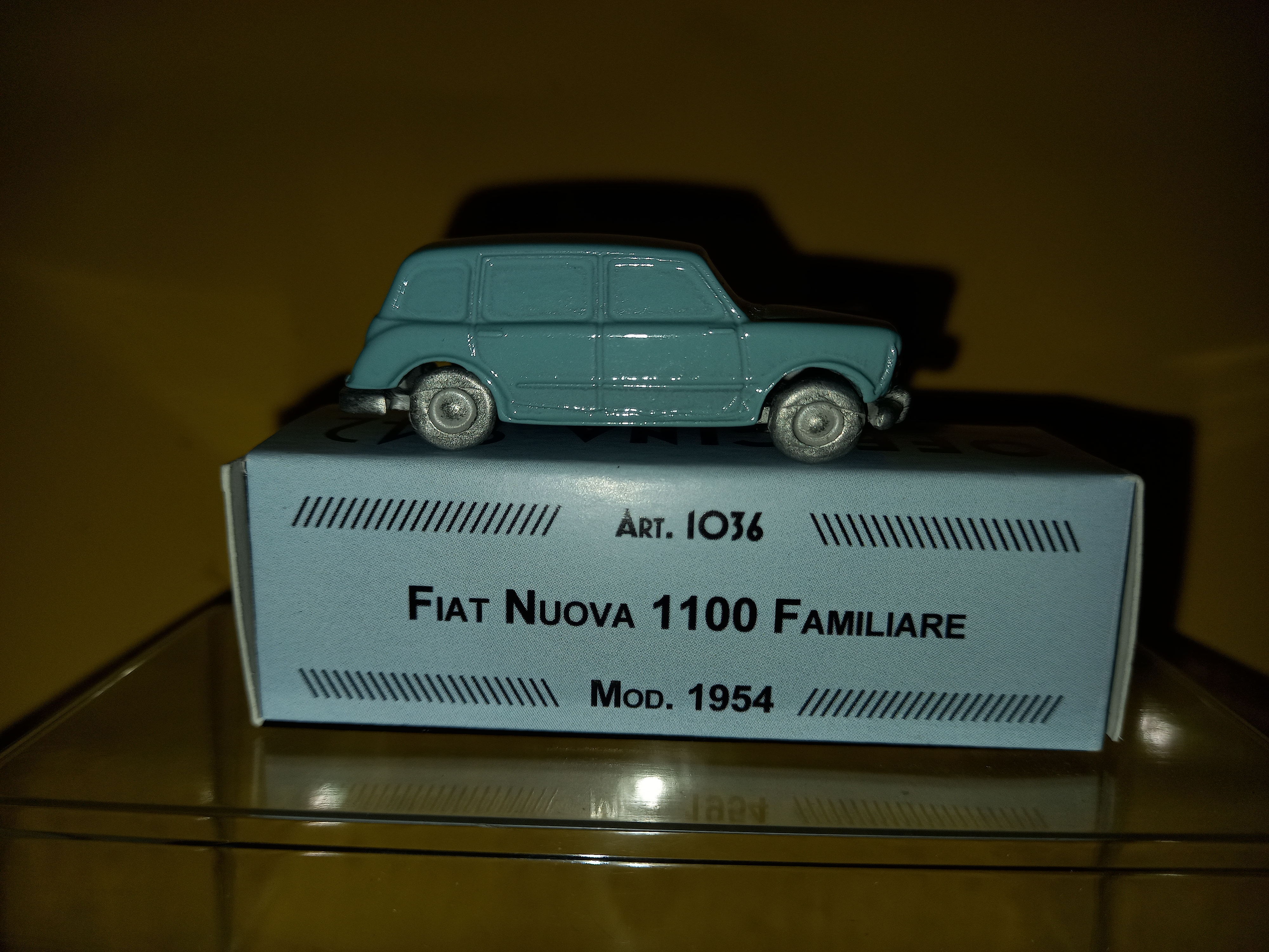 OFFICINA 942 in scala 1:76