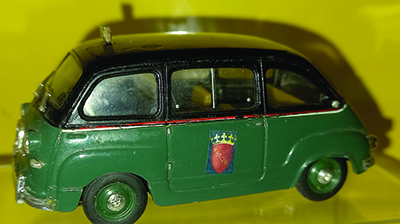 FIAT MULTIPLA TAXI ROMA in scala 1:43