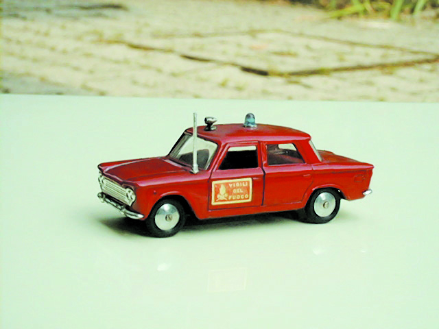 FIAT 1500 in scala 1:43
