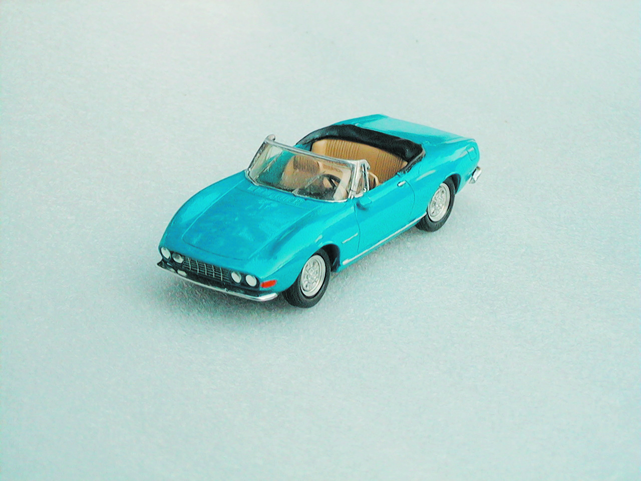 FIAT DINO 1:43 scale
