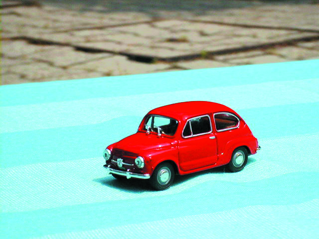 FIAT 750 in scala 1:43