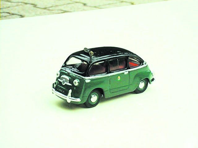 FIAT MULTIPLA 1:43 scale