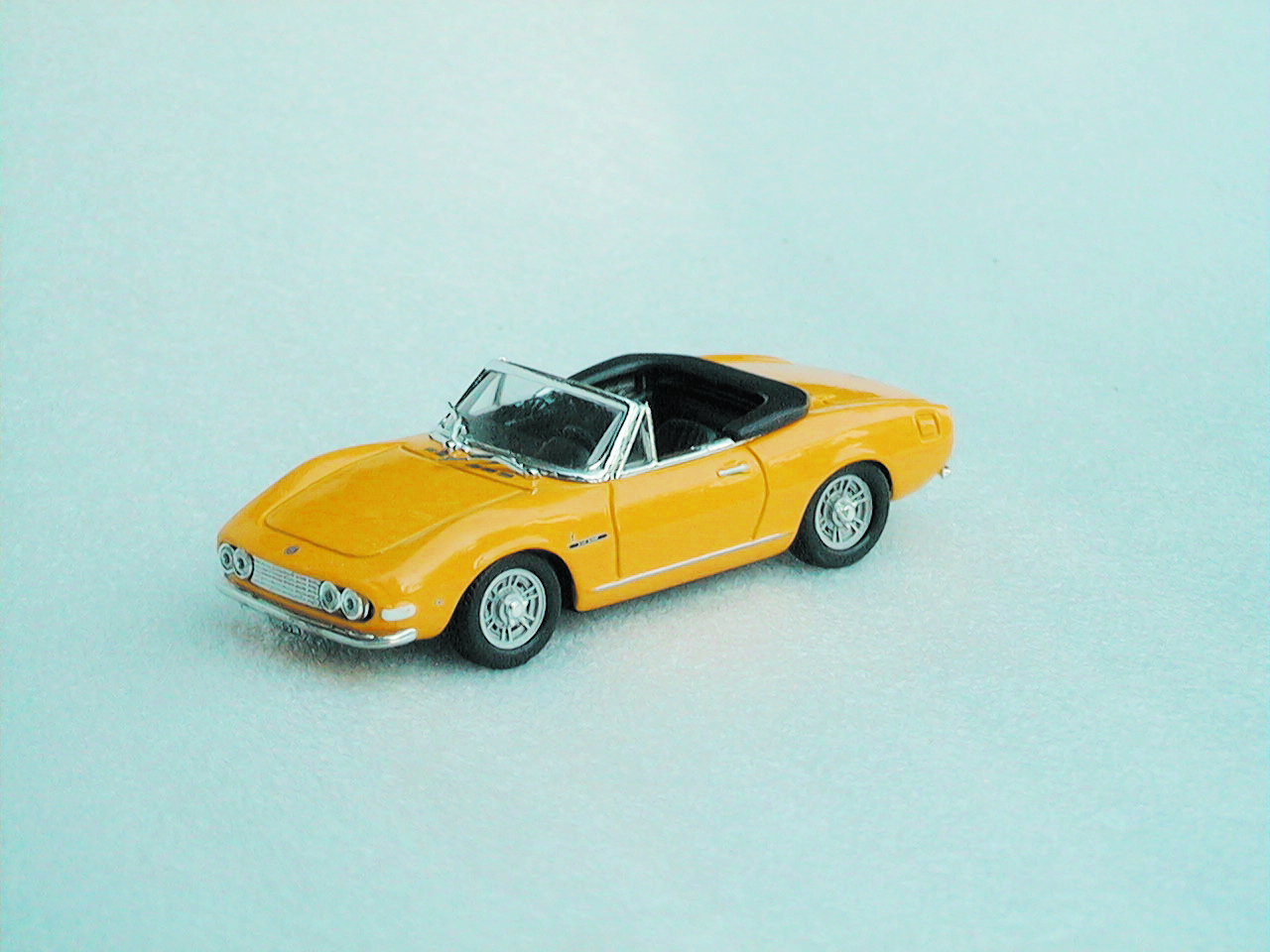 FIAT DINO in scala 1:43