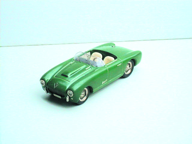 FIAT 8V 1:43 scale
