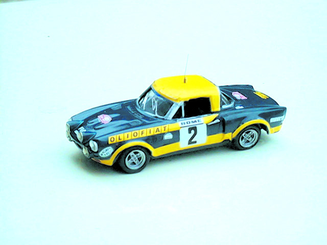 SEAT 124 CABRIO 1:43 scale