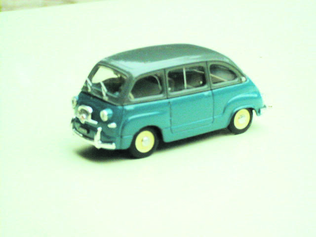 FIAT MULTIPLA in scala 1:43