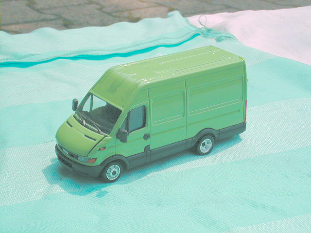 IVECO DAILY 1999 1:43 scale