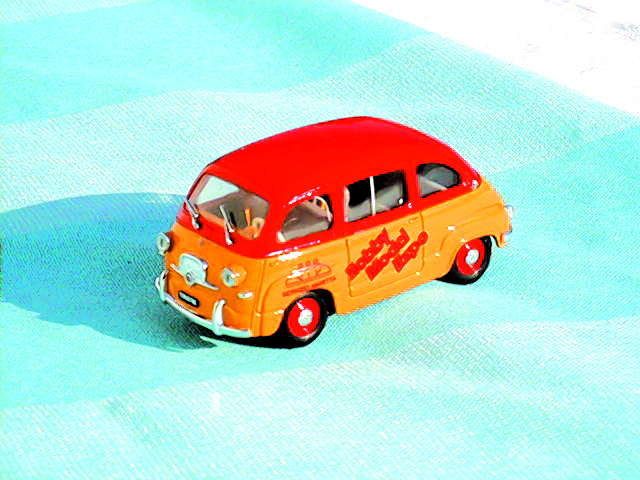 FIAT MULTIPLA 1:43 scale