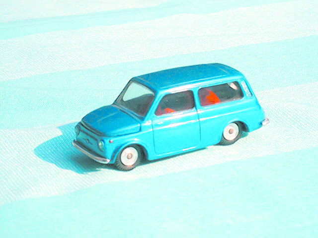 FIAT 500 GIARDINETTA 1:43 scale