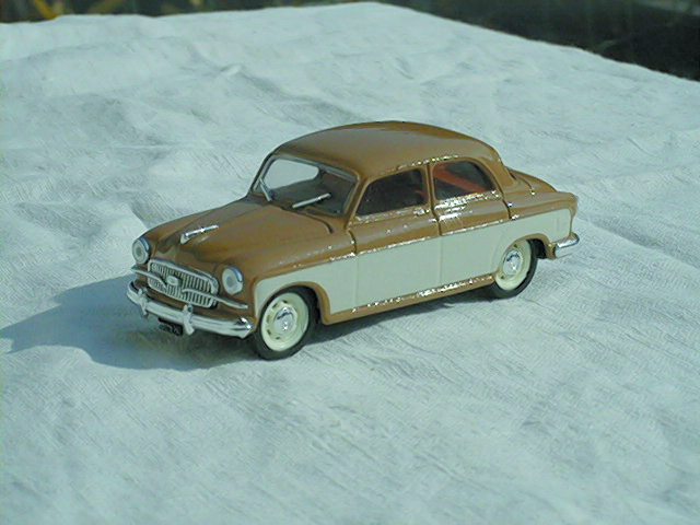 FIAT 1400 1:43 scale