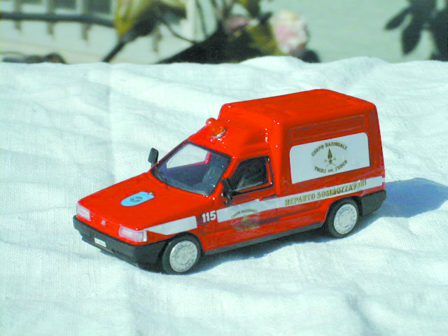 FIAT FIORINO in scala 1:43