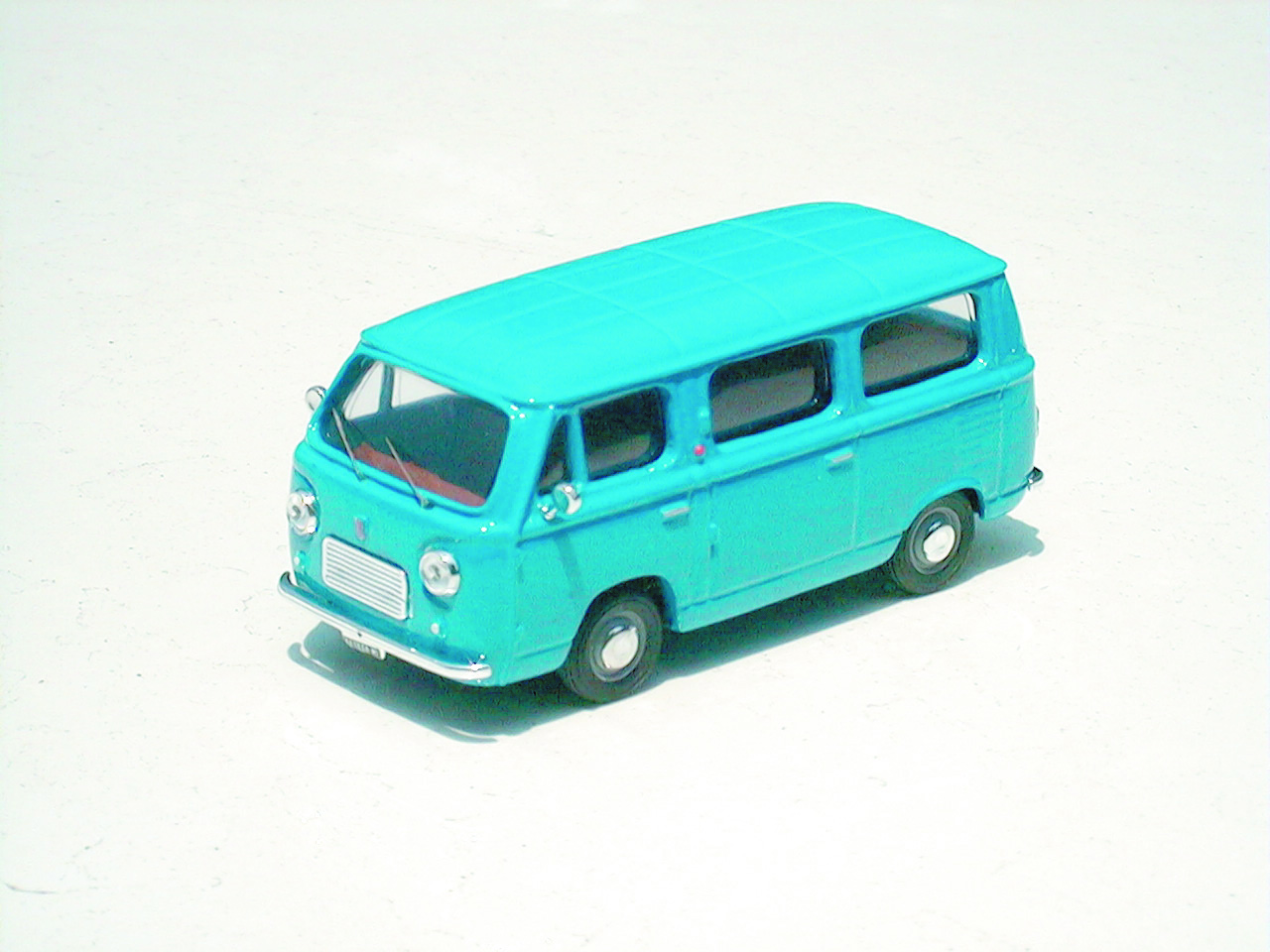 FIAT 600 T/850 T 1:43 scale