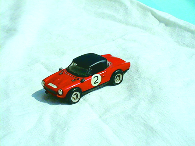 SEAT 124 CABRIO in scala 1:43