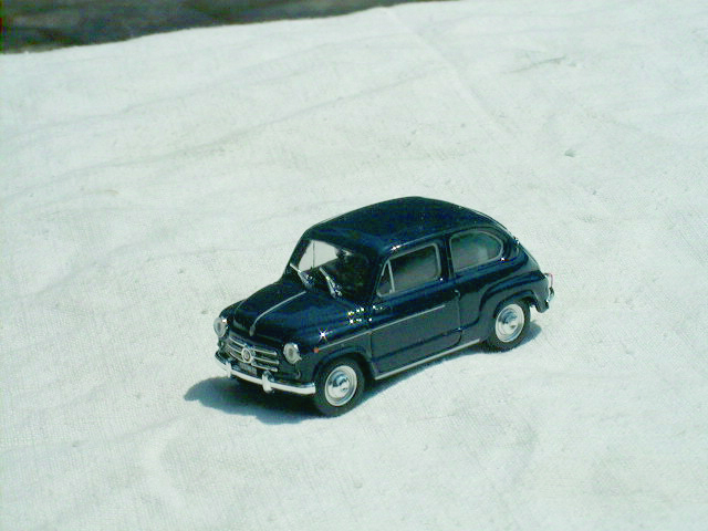 FIAT 600 in scala 1:43