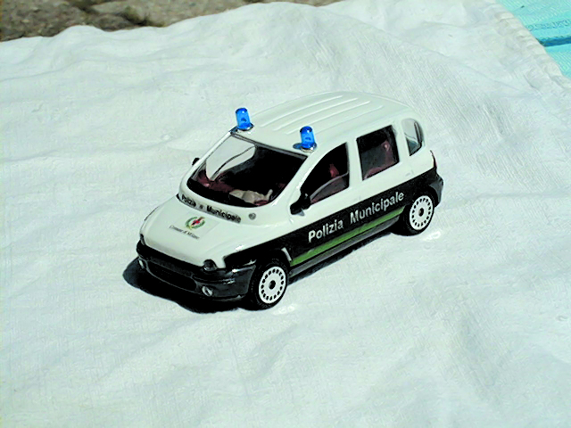 FIAT MULTIPLA in scala 1:43
