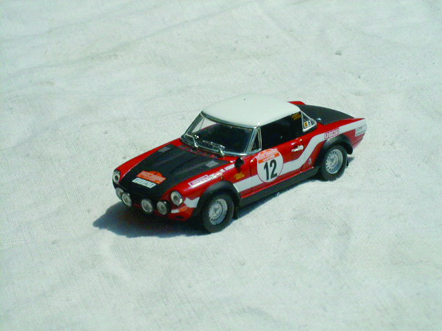 SEAT 124 CABRIO in scala 1:43
