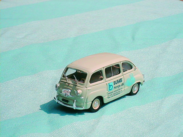 FIAT MULTIPLA 1:43 scale