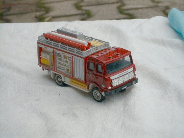 IVECO 170 in scala 1:43