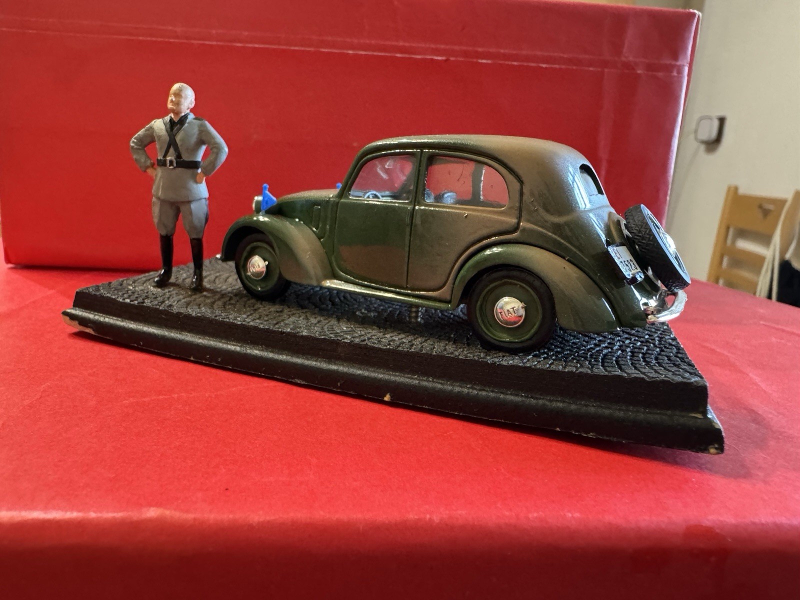 FIAT 1100 in scala 1:43