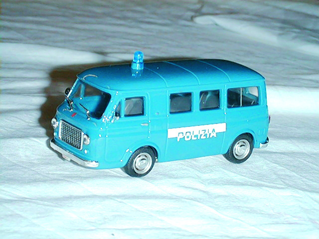 FIAT 238 in scala 1:43