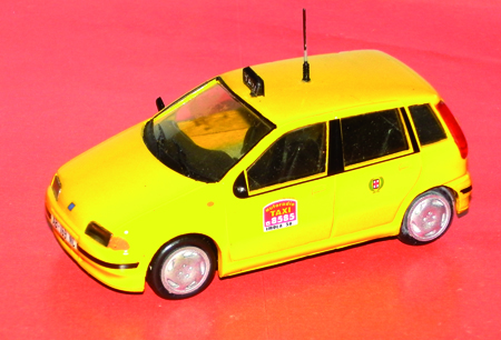FIAT PUNTO in scala 1:43