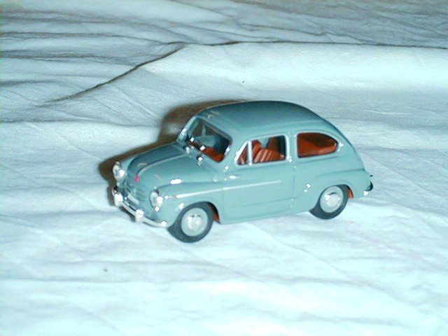 FIAT 600 in scala 1:43