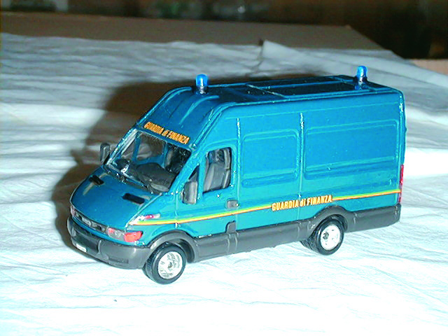IVECO DAILY 1:43 scale