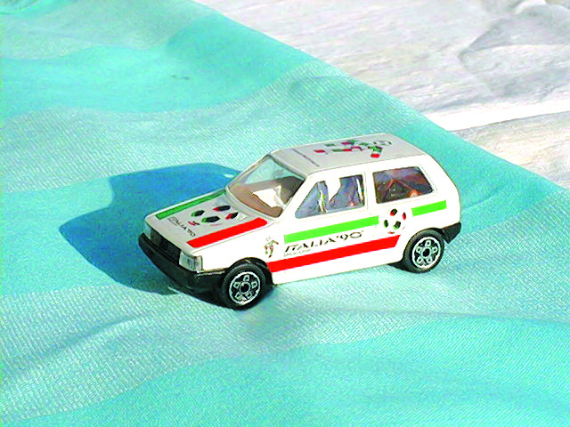 FIAT UNO in scala 1:43