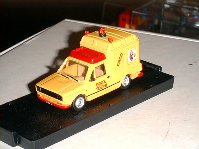 FIAT FIORINO in scala 1:43