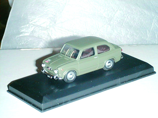 FIAT 850 in scala 1:43