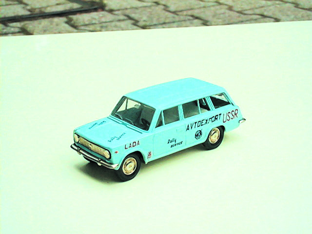 FIAT 124 FAMILIARE