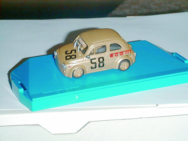 FIAT 500 in scala 1:43