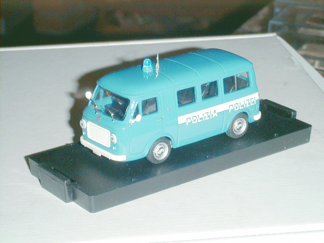 FIAT 238 in scala 1:43