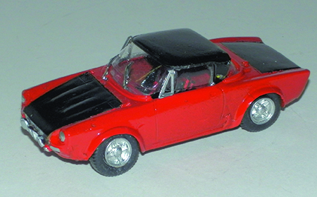 FIAT 124 CABRIO 1:43 scale