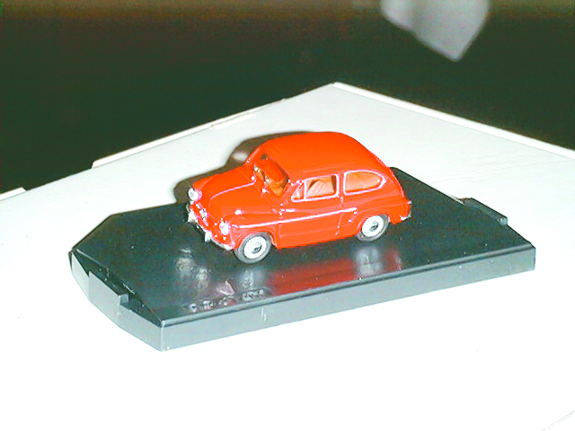 FIAT 600 1:43 scale