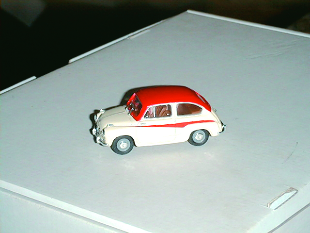 FIAT 600 in scala 1:43