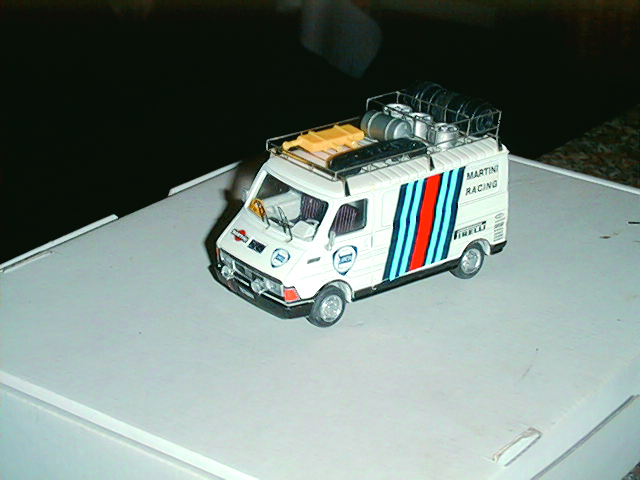 FIAT 242 1:43 scale