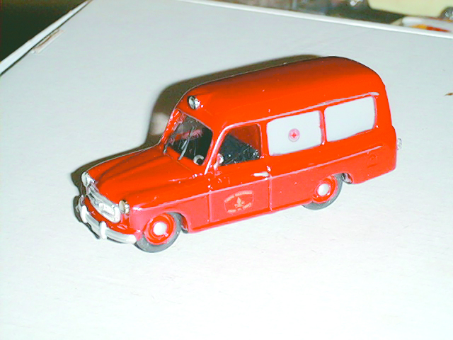 FIAT AMBULANZE in scala 1:43