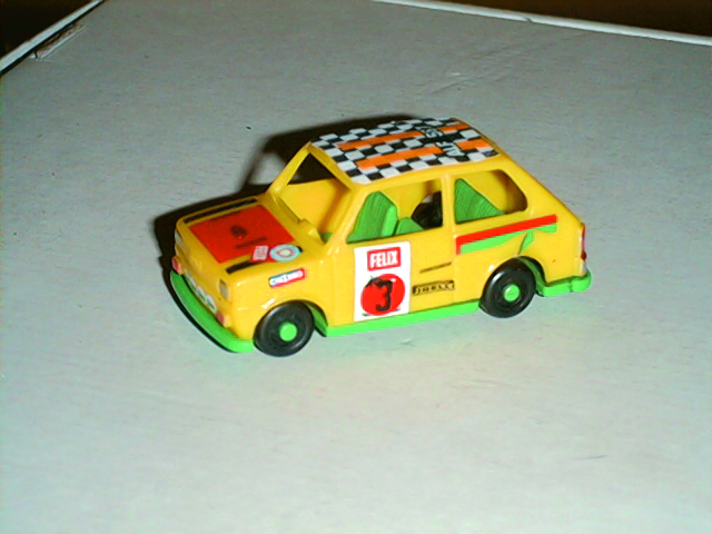 FIAT 126 in scala 1:43